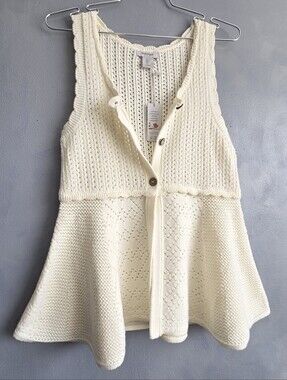 HAUTE HIPPIE KNITTED CREAM  BUTTON-DOWN SLEEVELESS TOP SIZE SMALL, NWT